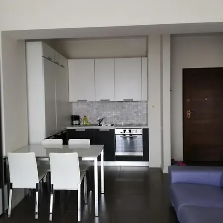 דירה Sara מאמאיה